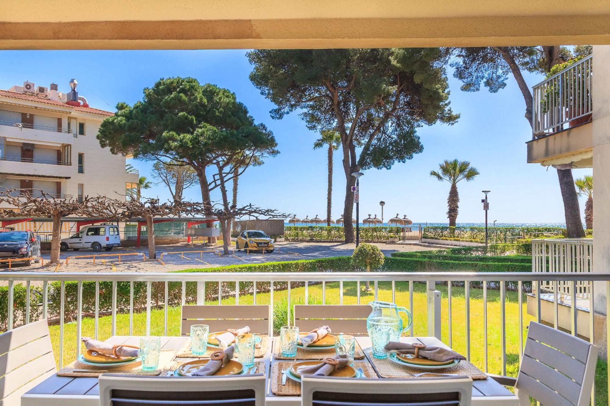 Uhc Dms Family Apartments Cambrils Quarto foto