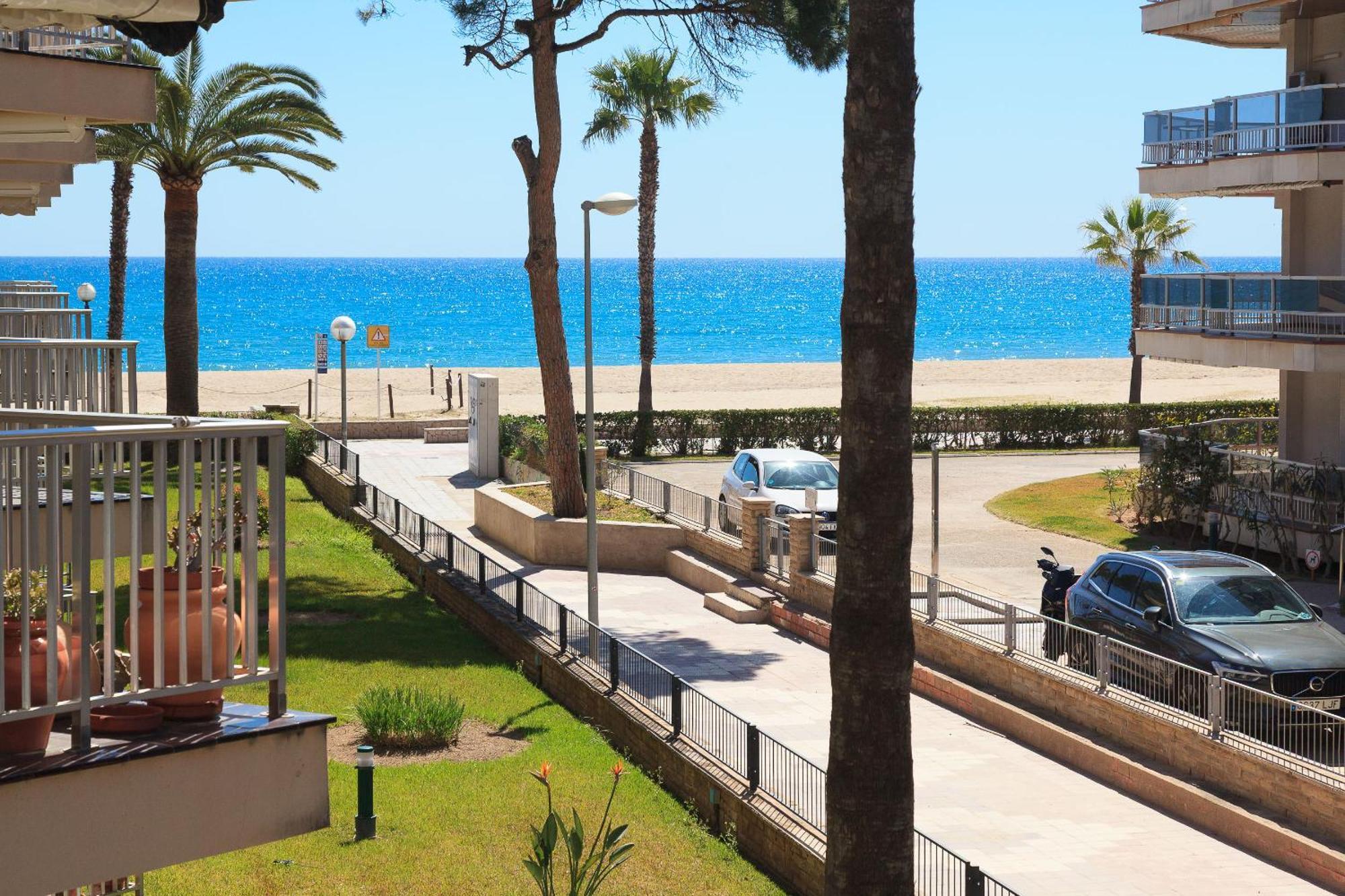 Uhc Dms Family Apartments Cambrils Quarto foto